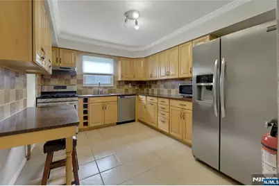 2 Carlen Court 1 #1, Fairview, NJ 07022 - Photo 9