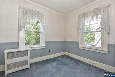 225 Passaic Avenue, Hasbrouck Heights, NJ 07604 - Photo 19