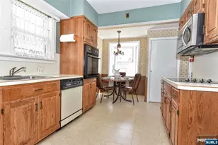 225 Passaic Ave, Hasbrouck Heights, NJ 07604 - Photo 13