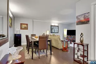 200 Winston Dr 106, Cliffside Park, NJ 07010 - Photo 3