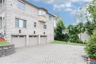 65 Ross Avenue, Demarest, NJ 07627 - Photo 47