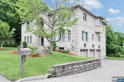 65 Ross Avenue, Demarest, NJ 07627 - Photo 45