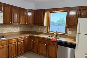 844 Elizabeth Street 2, Ridgefield, NJ 07657 - Photo 7