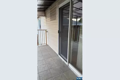 844 Elizabeth Street 2 #2, Ridgefield, NJ 07657 - Photo 11