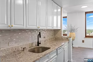 100 Old Palisade Road 3215, Fort Lee, NJ 07024 - Photo 19