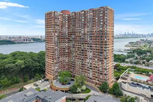 100 Old Palisade Road 3215, Fort Lee, NJ 07024 - Photo 41
