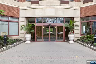100 Old Palisade Road 3215, Fort Lee, NJ 07024 - Photo 39