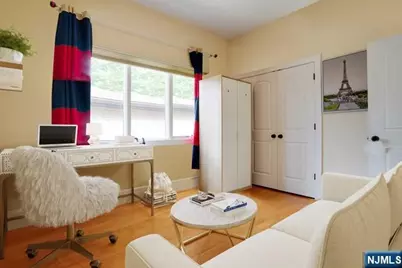 415 Westview Place, Fort Lee, NJ 07024 - Photo 15