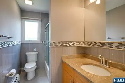 415 Westview Place, Fort Lee, NJ 07024 - Photo 21