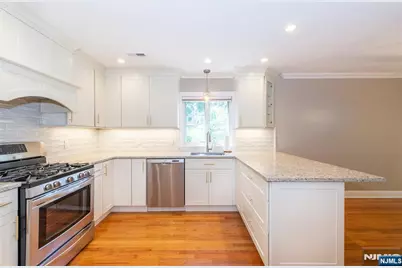 26 Mill Pond Road, Woodland Park, NJ 07424 - Photo 9