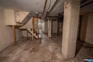 352 7th St, Newark, NJ 07107 - Photo 25