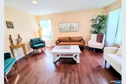33 Kopak Way, Spotswood, NJ 08884 - Photo 5