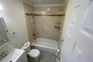 2002 Hawthorne Ln, Mahwah, NJ 07430 - Photo 9