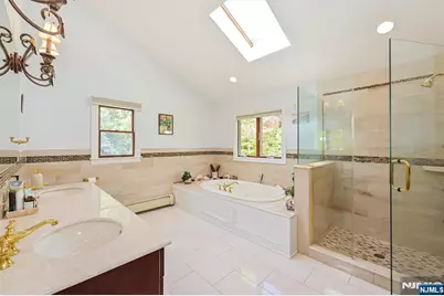 111 Magnolia Avenue, Cresskill, NJ 07626 - Photo 29