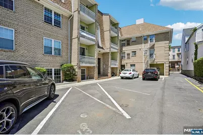 272-276 Walnut 6D #6D, Newark, NJ 07105 - Photo 25