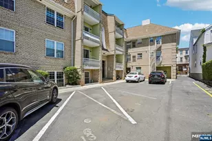 272-276 Walnut 6D, Newark, NJ 07105 - Photo 25