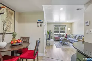 272-276 Walnut 6D, Newark, NJ 07105 - Photo 9
