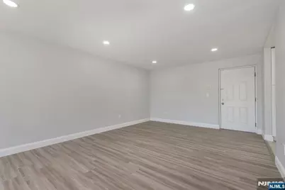 446 Passaic Street 3F #3F, Hackensack, NJ 07601 - Photo 9