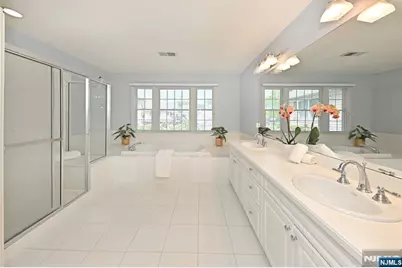 3 Schindler Court, Upper Saddle River, NJ 07458 - Photo 19