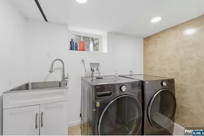 285 Hudson Avenue, Englewood, NJ 07631 - Photo 27