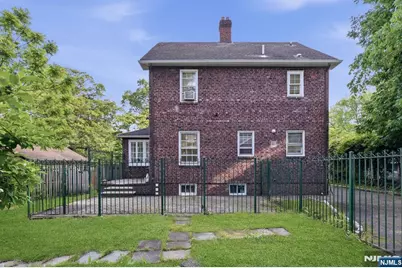 285 Hudson Avenue, Englewood, NJ 07631 - Photo 33
