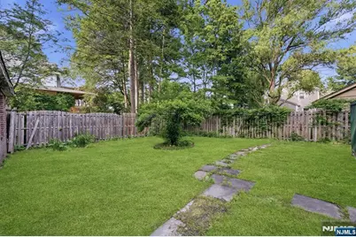 285 Hudson Avenue, Englewood, NJ 07631 - Photo 31