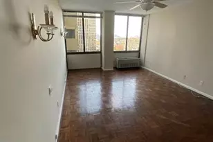300 Winston Dr 1020, Cliffside Park, NJ 07010 - Photo 3