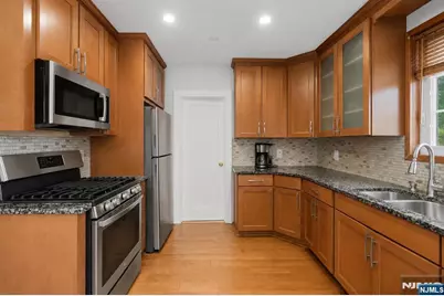 62 Vreeland Avenue, Clifton, NJ 07011 - Photo 31