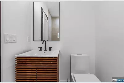 219 Clerk Street, Jersey City, NJ 07305 - Photo 13
