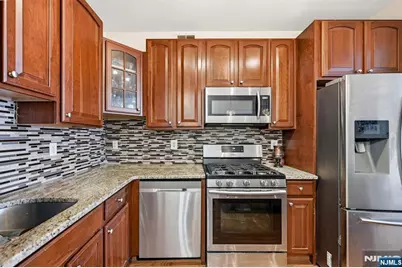 424 Hartford Drive, Nutley, NJ 07110 - Photo 31