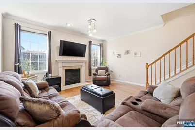 424 Hartford Drive, Nutley, NJ 07110 - Photo 33