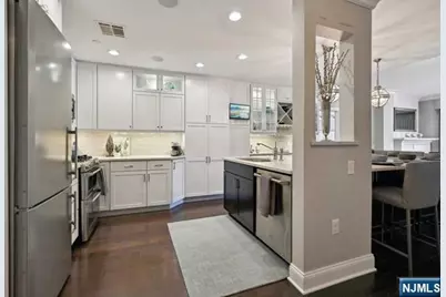 48 S Park Street 215 #215, Montclair, NJ 07042 - Photo 9