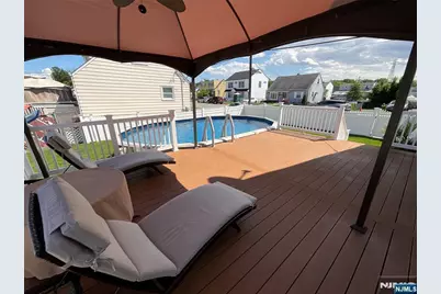 321 Thomas Avenue, Lyndhurst Township, NJ 07071 - Photo 35