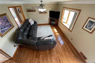 321 Thomas Ave, Lyndhurst Township, NJ 07071 - Photo 7