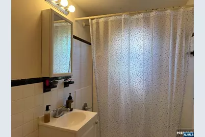 309 Hillside Avenue 6 #6, Palisades Park, NJ 07650 - Photo 7
