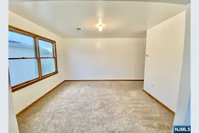 108 Biltmore Street 2 #2, North Arlington, NJ 07031 - Photo 3