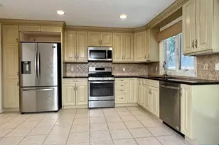 696 Undercliff Ave, Edgewater, NJ 07020 - Photo 7