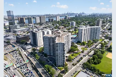 2100 Linwood Avenue 3E #3E, Fort Lee, NJ 07024 - Photo 17