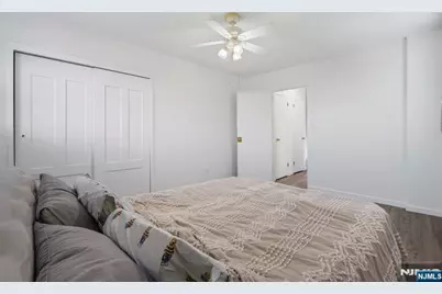 2345 Linwood Avenue 6H #6H, Fort Lee, NJ 07024 - Photo 11