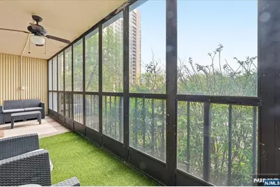 300 Winston Drive L5 #L5, Cliffside Park, NJ 07010 - Photo 25