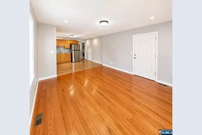 13 Talbot Street 1 #1, Montclair, NJ 07042 - Photo 3