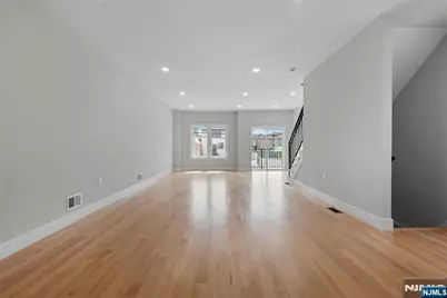 403A Maple, Kearny, NJ 07032 - Photo 9