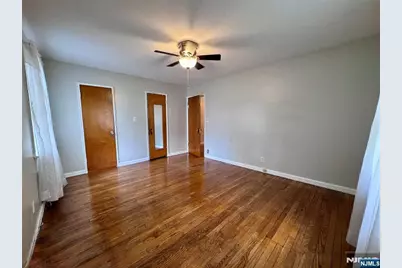 816 Kingsland Lane Apt 1 #Apt 1, Fort Lee, NJ 07024 - Photo 11