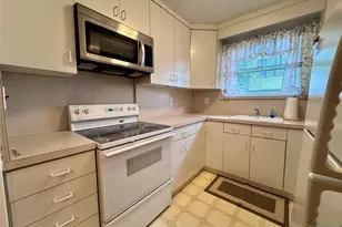 816 Kingsland Ln Apt 1, Fort Lee, NJ 07024 - Photo 5