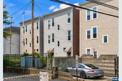 19 Franklin Avenue, Harrison, NJ 07029 - Photo 3