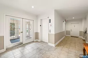 108 The Promenade 108, Edgewater, NJ 07020 - Photo 41
