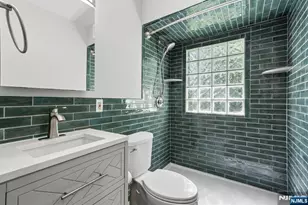 26 Howe Ave 2, Montclair, NJ 07042 - Photo 19