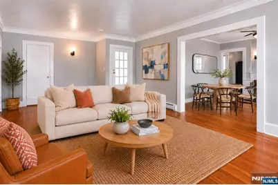 26 Howe Avenue 2 #2, Montclair, NJ 07042 - Photo 7