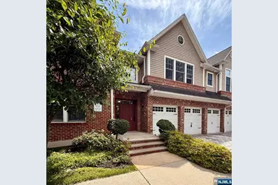 6 Hemlock Lane, Tenafly, NJ 07670 - Photo 1