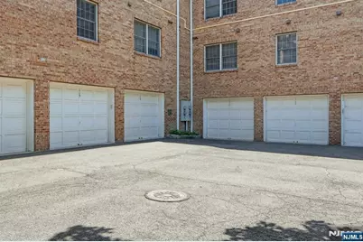 117 S Maple 1172 #1172, Park Ridge, NJ 07656 - Photo 17